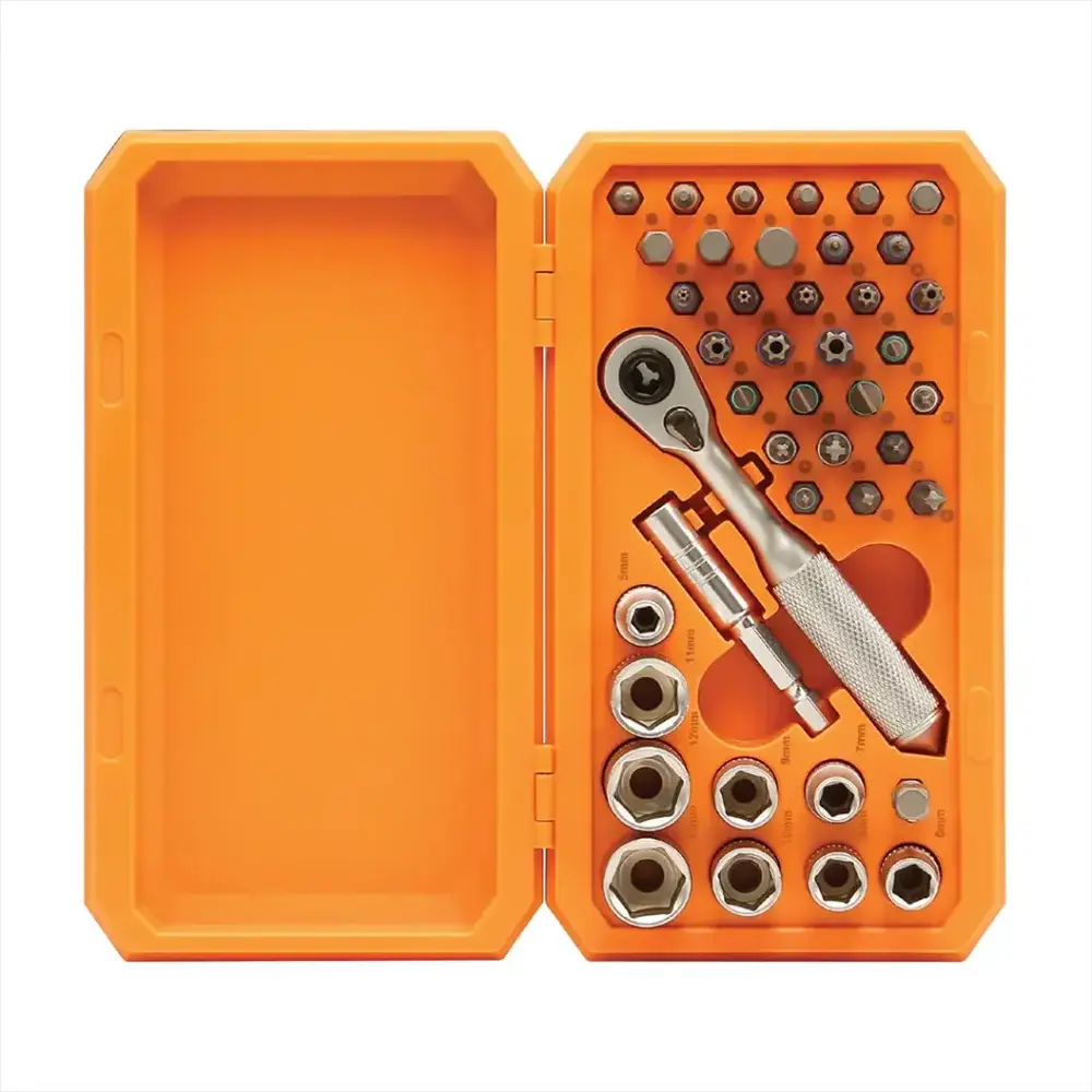 [GN42N1RSKTBK] Green Lion 42-IN-1 Ratchet Socket Set - Black 